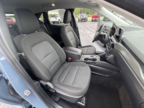 Used 2025 Ford Escape Active w/ Cold Weather Package AWD/4WD image 19