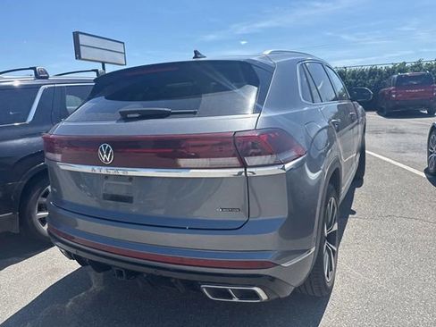 Used 2024 Volkswagen Atlas Cross Sport SEL Premium R-Line AWD/4WD image 10