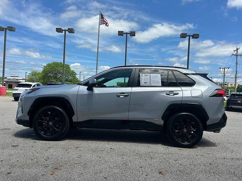 Certified 2025 Toyota RAV4 SE AWD/4WD image 2