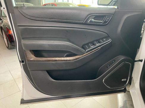 Used 2016 Chevrolet Tahoe LT w/ Luxury Package image 15