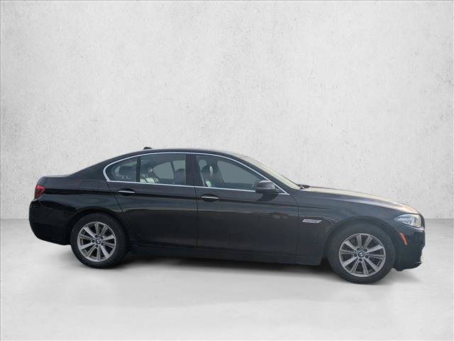 Used 2015 BMW 528i xDrive Sedan AWD/4WD image 4