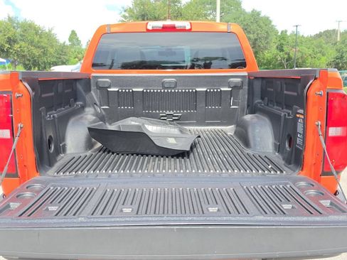 Used 2019 Chevrolet Colorado W/T w/ WT Convenience Package RWD image 32
