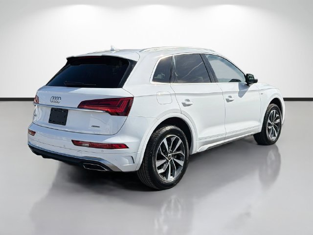 Used 2024 Audi Q5 2.0T Premium AWD/4WD image 3