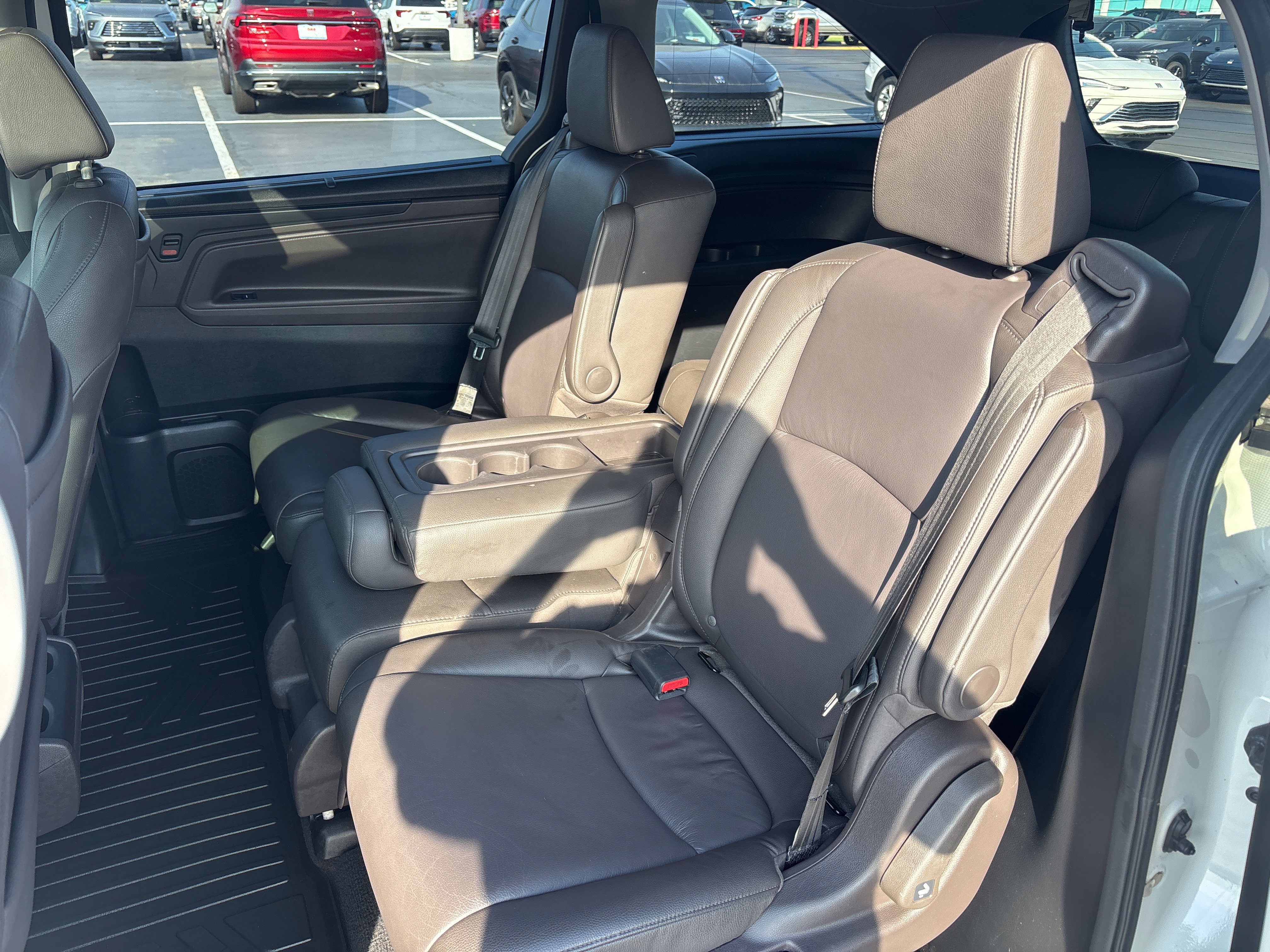 Used 2018 Honda Odyssey EX-L image 10