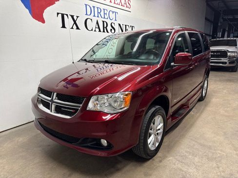 Used 2019 Dodge Grand Caravan SXT FWD image 15