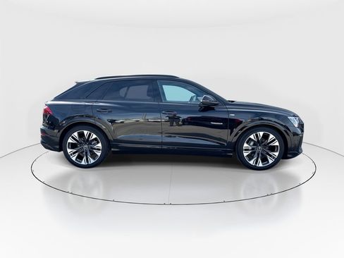 Certified 2025 Audi Q8 Prestige w/ Prestige Package image 9