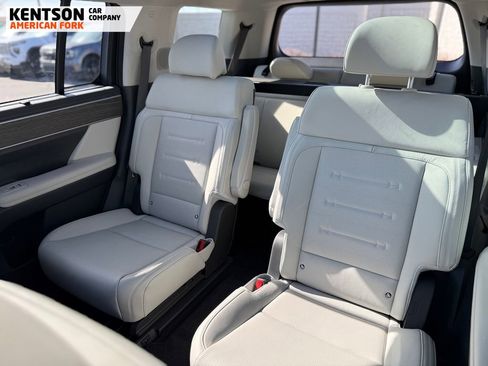 Used 2025 Hyundai Santa Fe Calligraphy image 39