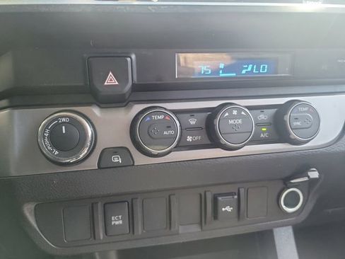 Used 2023 Toyota Tacoma SR AWD/4WD image 27