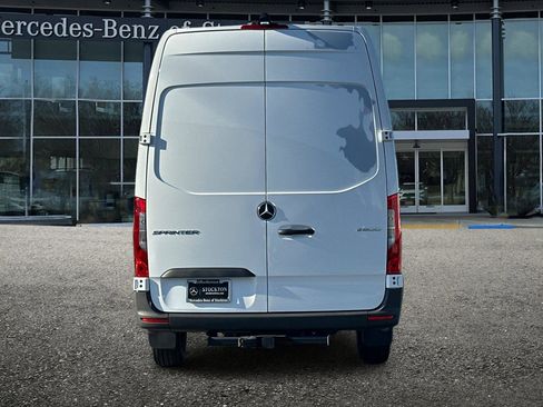 New 2025 Mercedes-Benz Sprinter 2500 image 5