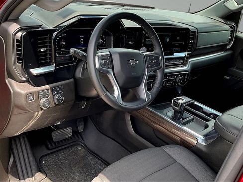 Used 2024 Chevrolet Silverado 1500 RST w/ Convenience Package II AWD/4WD image 20