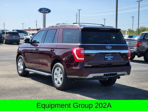 Used 2020 Ford Expedition XLT w/ Equipment Group 202A RWD image 4