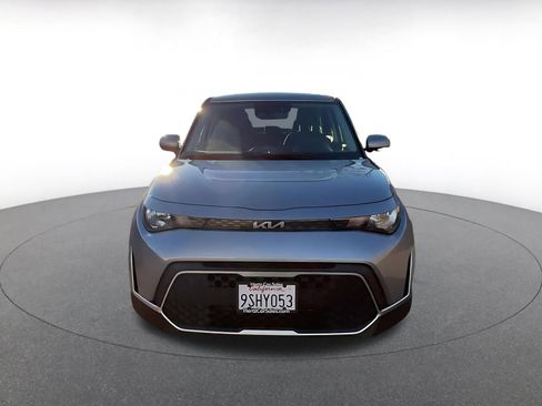 Used 2025 Kia Soul LX w/ LX Technology Package image 4