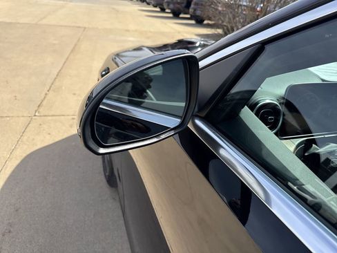 Used 2024 Mercedes-Benz C 300 4MATIC Sedan image 10