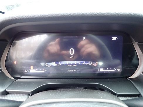 Used 2023 Jeep Grand Cherokee Altitude image 26