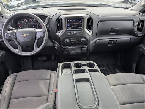 Certified 2026 Chevrolet Silverado 1500 Custom RWD image 17