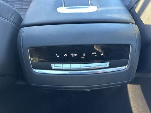 Used 2023 Cadillac Escalade ESV Sport Platinum image 15