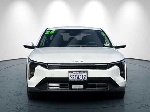 Used 2025 Kia K4 FWD image 9