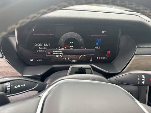 Used 2024 GMC Acadia Denali w/ Super Cruise Package image 21