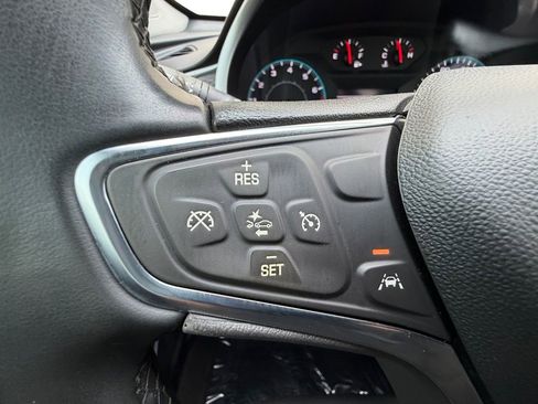 Used 2025 Chevrolet Malibu RS FWD image 22