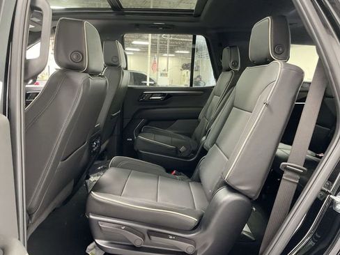 New 2026 Chevrolet Tahoe Premier w/ Sun And Tow Package AWD/4WD image 23