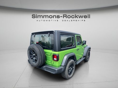 Used 2025 Jeep Wrangler Sport AWD/4WD image 7