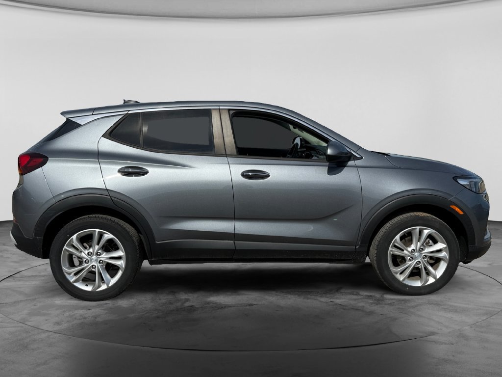 Used 2020 Buick Encore GX Preferred w/ Cold Weather Comfort Package AWD/4WD image 11