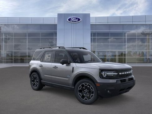New 2025 Ford Bronco Sport Outer Banks w/ Outer Banks Tech Package+ AWD/4WD image 7