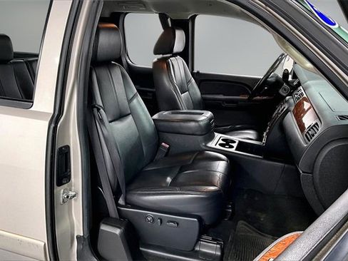 Used 2008 Chevrolet Silverado 1500 LTZ w/ Safety Package image 27