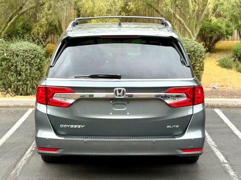 Used 2019 Honda Odyssey Elite image 6