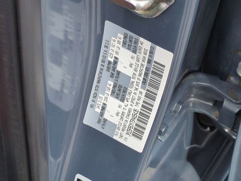 Used 2025 MAZDA MAZDA3 s AWD/4WD image 34