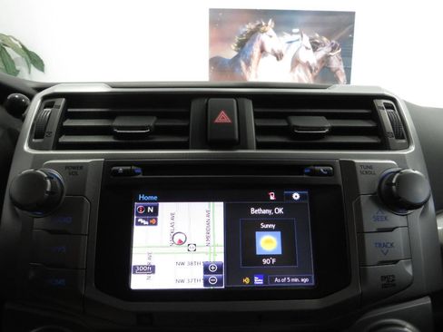 Used 2014 Toyota 4Runner Limited AWD/4WD image 20
