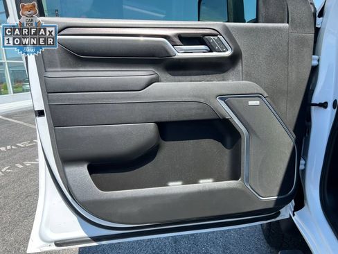 Used 2025 Chevrolet Silverado 2500 LTZ w/ LTZ Plus Package AWD/4WD image 10