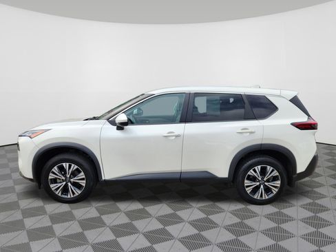 Certified 2022 Nissan Rogue SV AWD/4WD image 5