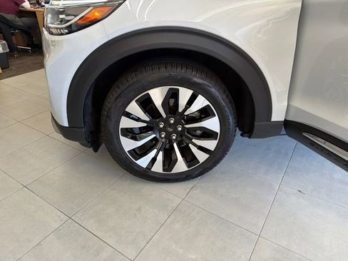 Used 2025 Ford Explorer Platinum w/ LUX Leather Package image 30