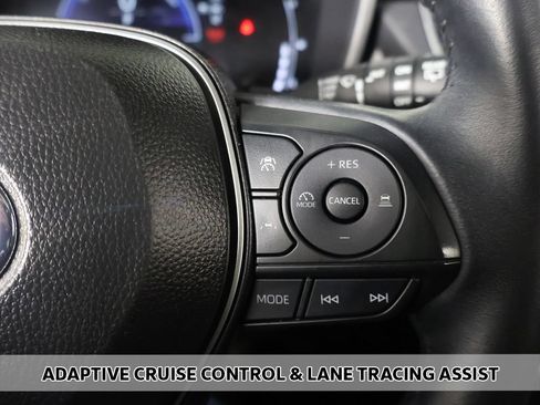 Used 2025 Toyota Corolla Cross AWD Hybrid w/ Convenience Package image 3