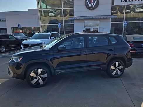 New 2026 Volkswagen Taos S image 8