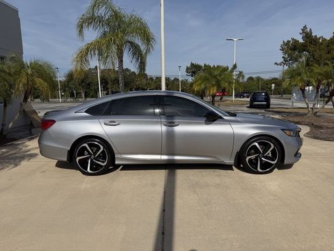 Certified 2022 Honda Accord Sport image 3