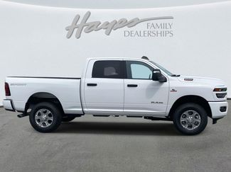 Used 2025 RAM 2500 Big Horn video 2