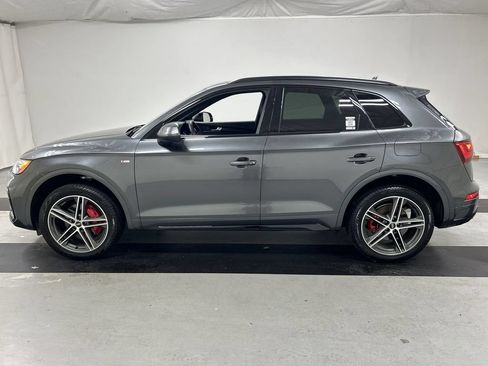Used 2025 Audi Q5 e Premium Plus w/ Premium Plus Package AWD/4WD image 6