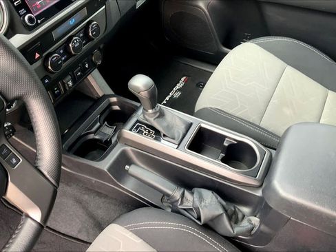 Used 2023 Toyota Tacoma TRD Sport image 15