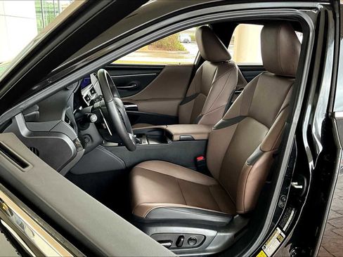 Used 2024 Lexus ES 350 w/ Premium Package image 7