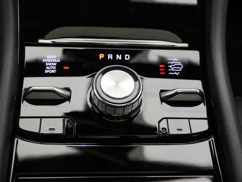 Used 2023 Jeep Grand Cherokee Overland w/ Advanced Protech Group III AWD/4WD image 27