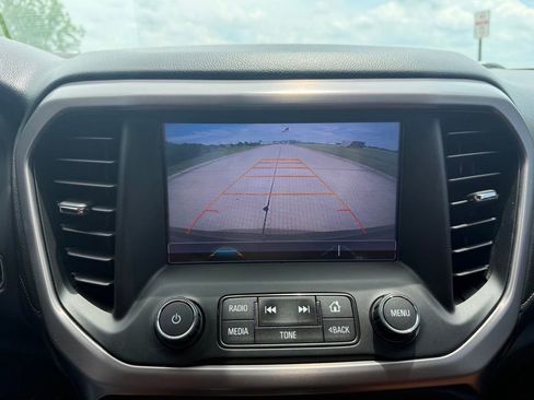 Used 2017 GMC Acadia SLT AWD/4WD image 45