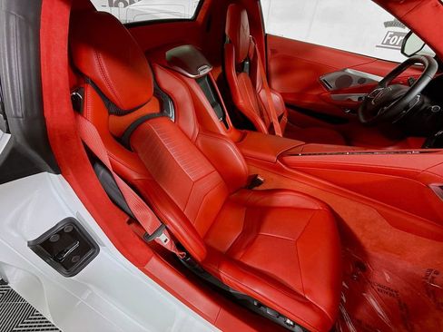 Used 2023 Chevrolet Corvette Stingray Premium Conv w/ Battery Protection Package image 29