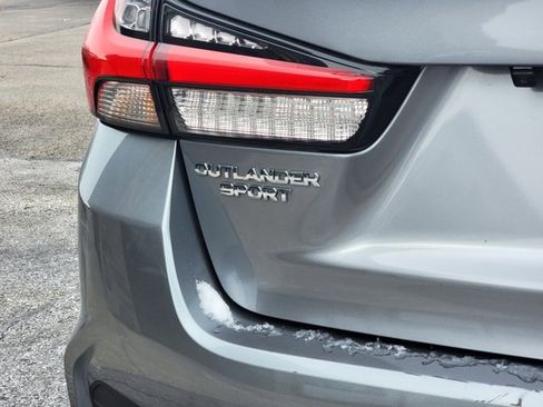 Used 2024 Mitsubishi Outlander Sport SE image 11