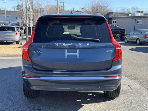 Used 2024 Volvo XC90 B5 Plus image 21
