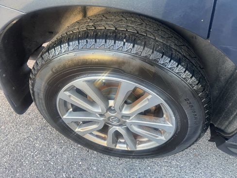 Used 2015 Nissan Pathfinder SV w/ Cargo Package image 39