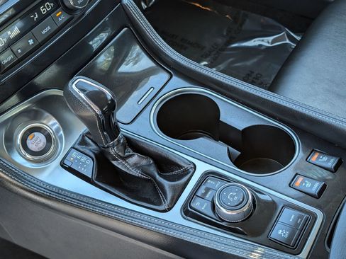 Used 2020 Nissan Maxima 3.5 SV w/ Floor Mat Group FWD image 28