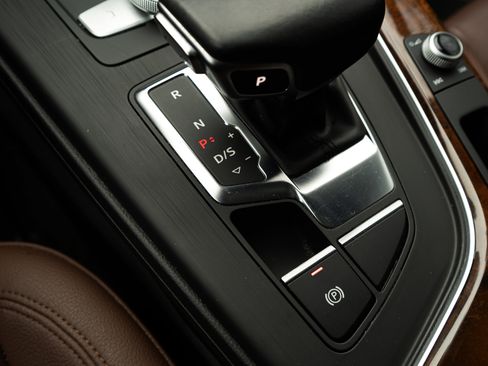 Used 2017 Audi A4 2.0T Ultra Premium w/ Audi MMI Navigation Plus image 30