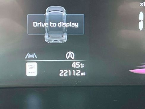 Used 2025 Kia Soul LX w/ LX Technology Package image 23